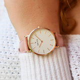 wrist photo - Rose Gold leather strap - 18 mm - Svelte - white dial